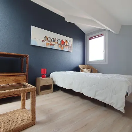 Maison Avec Piscine A La Faute-sur-mer, Proche - Fr-1-476-162 بيت للعطل *