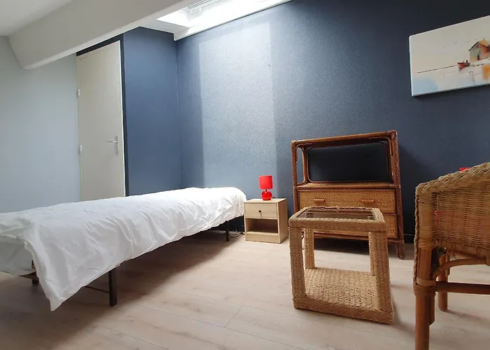 Semesterbostad Maison Avec Piscine A La Faute-sur-mer, Proche - Fr-1-476-162